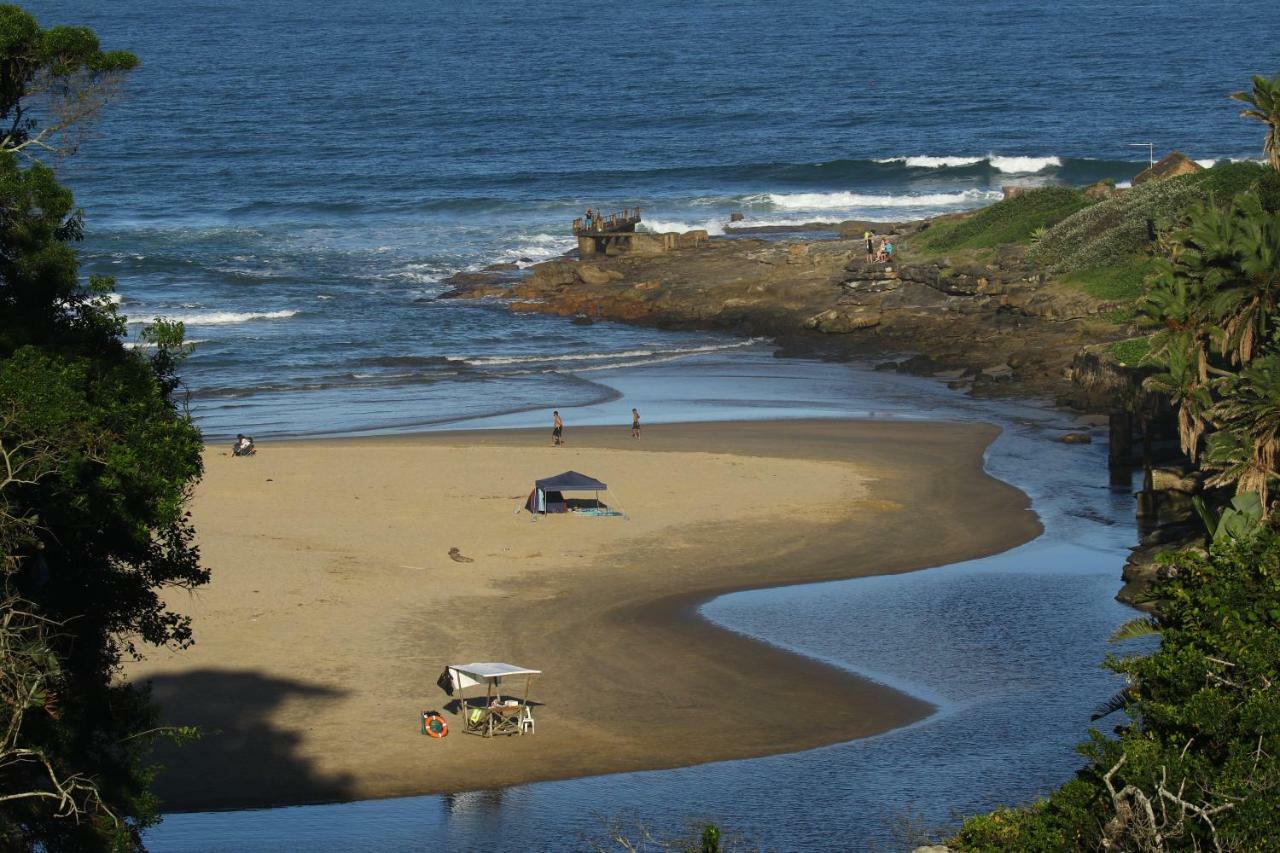 Laguna 75 Uvongo Beach Zewnętrze zdjęcie