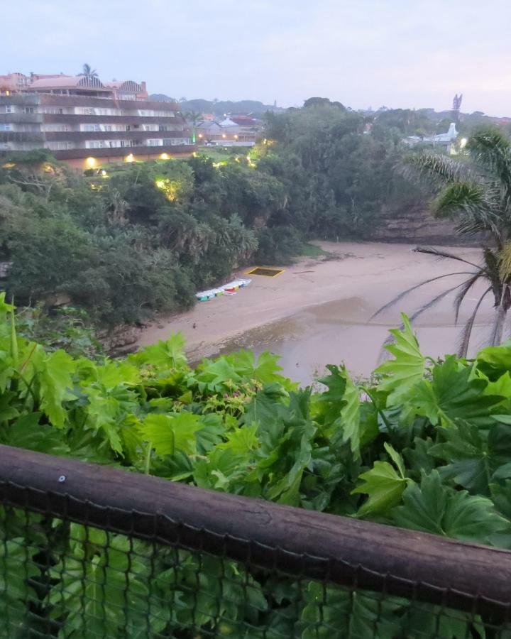 Laguna 75 Uvongo Beach Zewnętrze zdjęcie